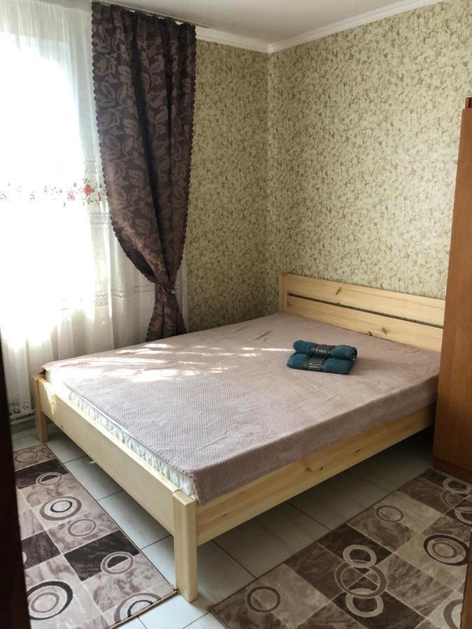 Білий Птах Hotel Svityaz' Luaran gambar